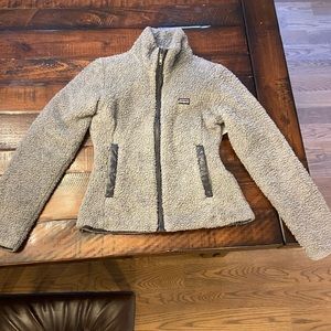 Patagonia Los Gatos gray fleece zip-up jacket